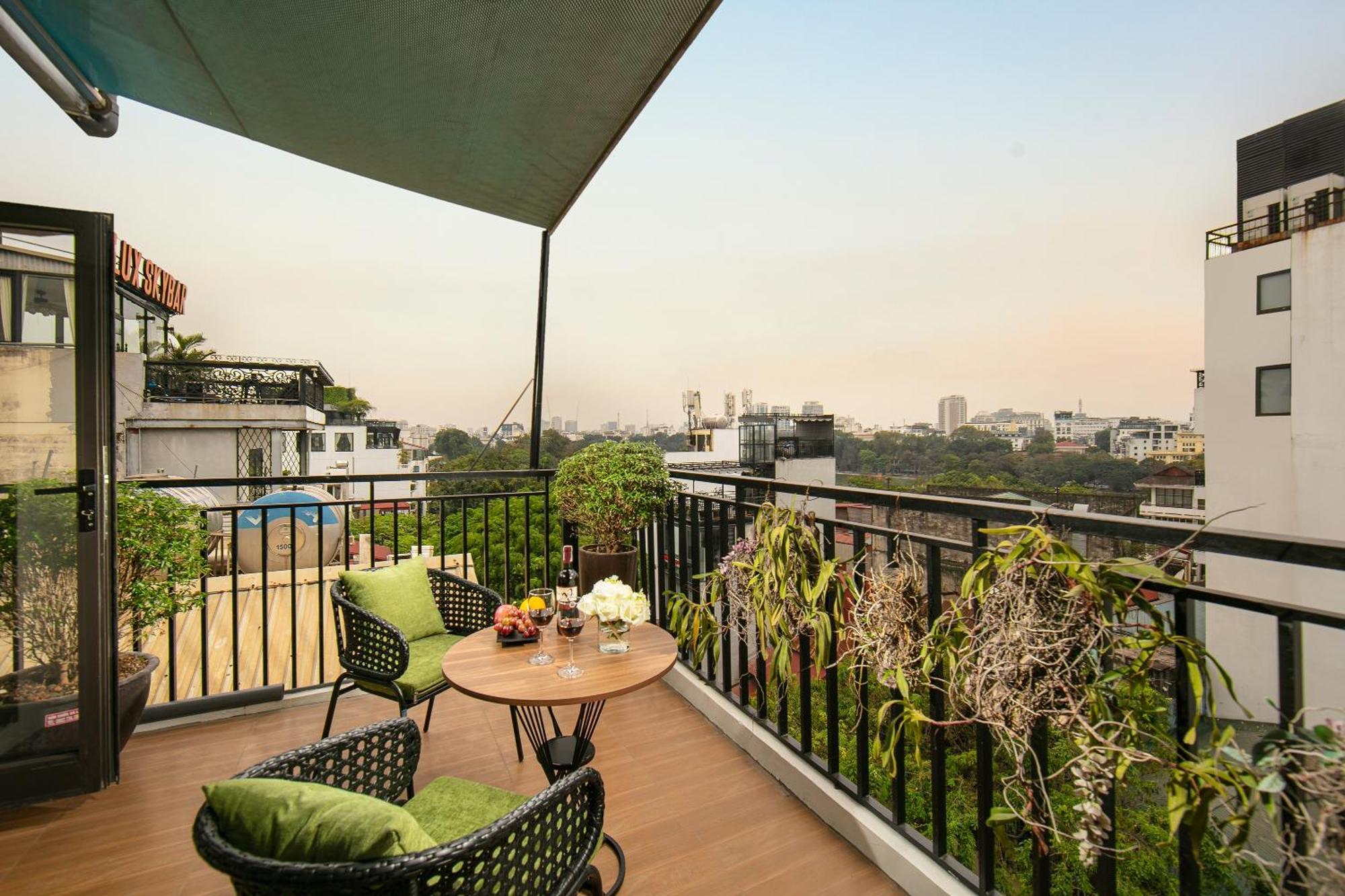 Tunger Premium & Travel Hotel 4*